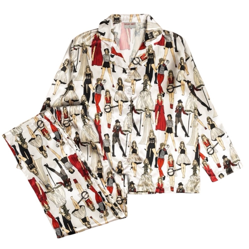 Taylor Swift RED Taylor Version Eras Tour Satiny Pajamas Set Size Medium